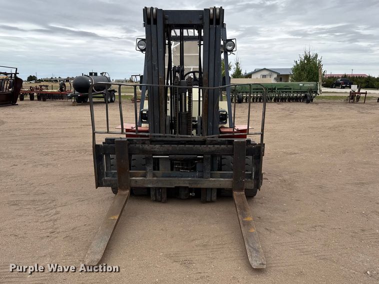 image for item EW4533 Nissan 90 forklift