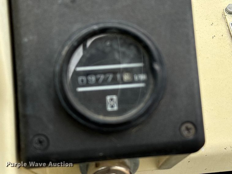 image for item EW4533 Nissan 90 forklift