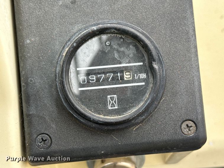 image for item EW4533 Nissan 90 forklift