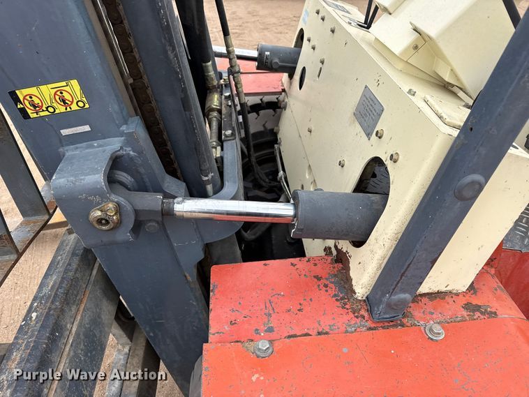 image for item EW4533 Nissan 90 forklift