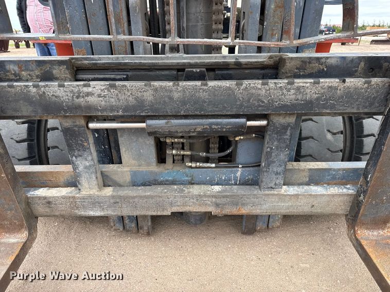 image for item EW4533 Nissan 90 forklift