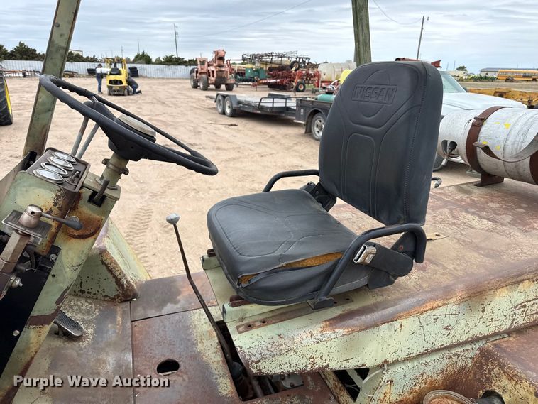 image for item EW4534 Clark IT50 forklift