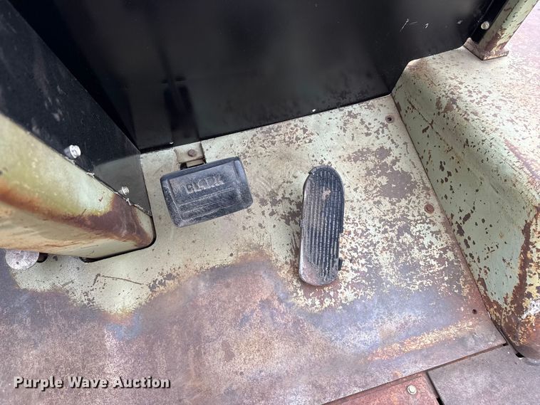 image for item EW4534 Clark IT50 forklift