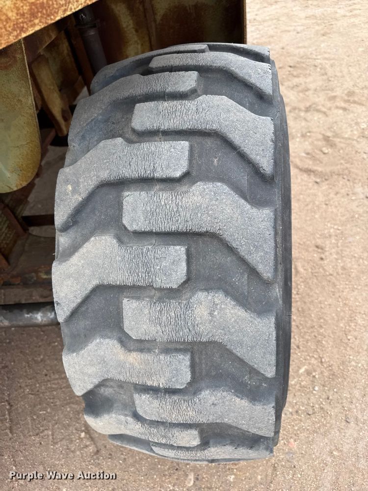 image for item EW4534 Clark IT50 forklift