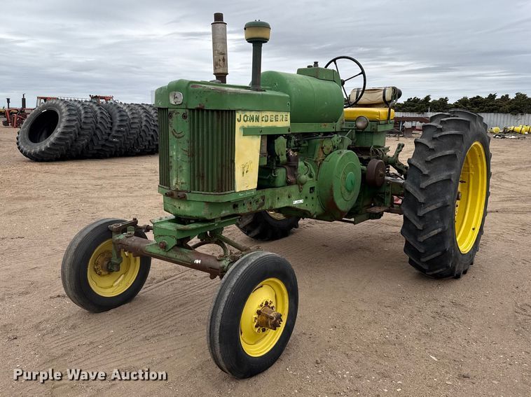 image for item EW4535 1956 John Deere 720 tractor