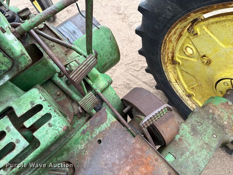 image for item EW4535 1956 John Deere 720 tractor