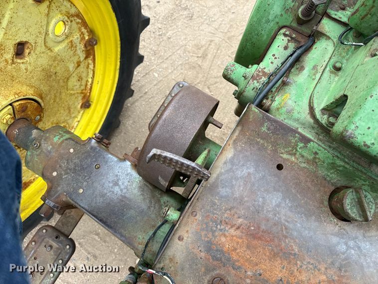 image for item EW4535 1956 John Deere 720 tractor