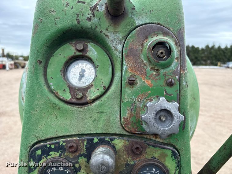 image for item EW4535 1956 John Deere 720 tractor
