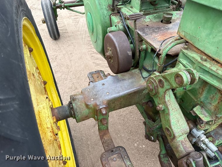 image for item EW4535 1956 John Deere 720 tractor
