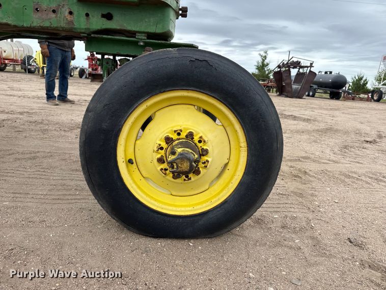 image for item EW4535 1956 John Deere 720 tractor