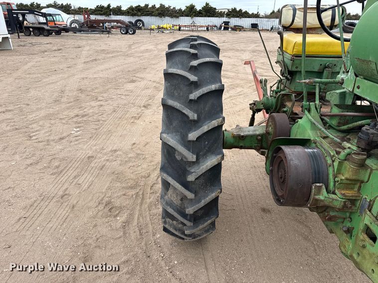 image for item EW4535 1956 John Deere 720 tractor