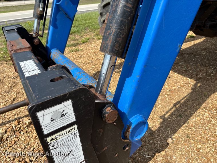 image for item FB3402 2003 New Holland TS115A MFWD tractor