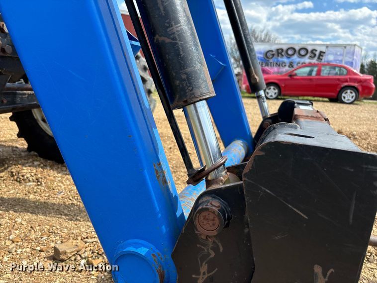 image for item FB3402 2003 New Holland TS115A MFWD tractor