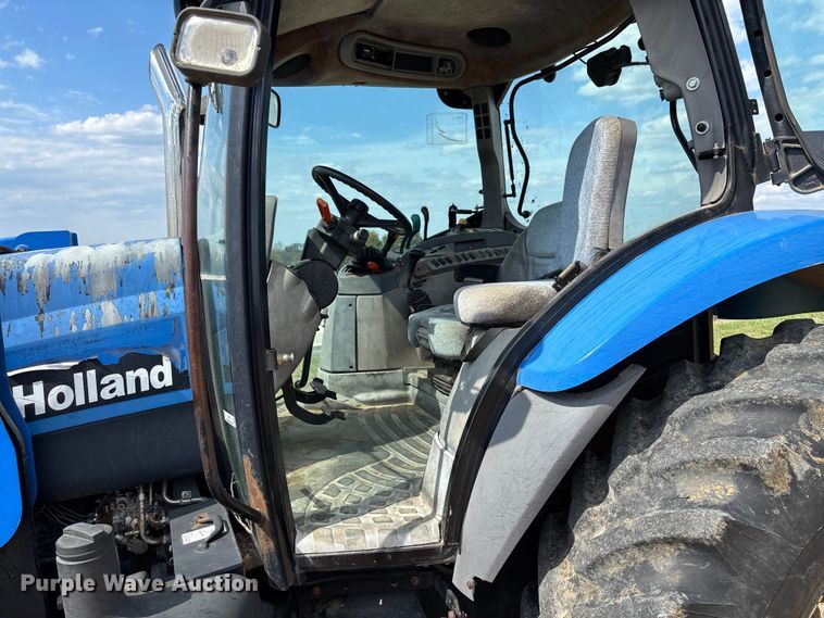 image for item FB3402 2003 New Holland TS115A MFWD tractor