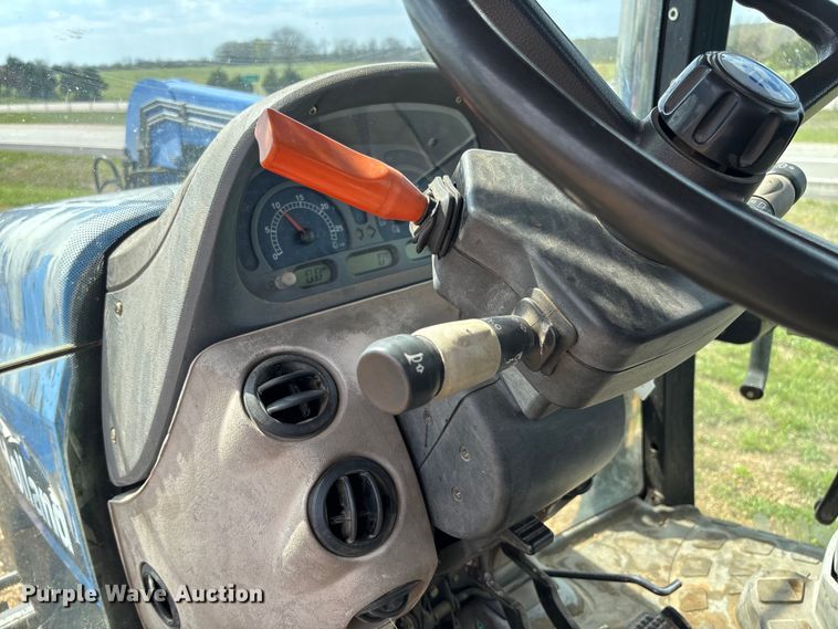 image for item FB3402 2003 New Holland TS115A MFWD tractor