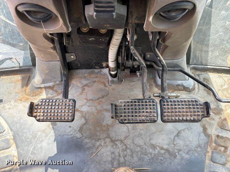 image for item FB3402 2003 New Holland TS115A MFWD tractor