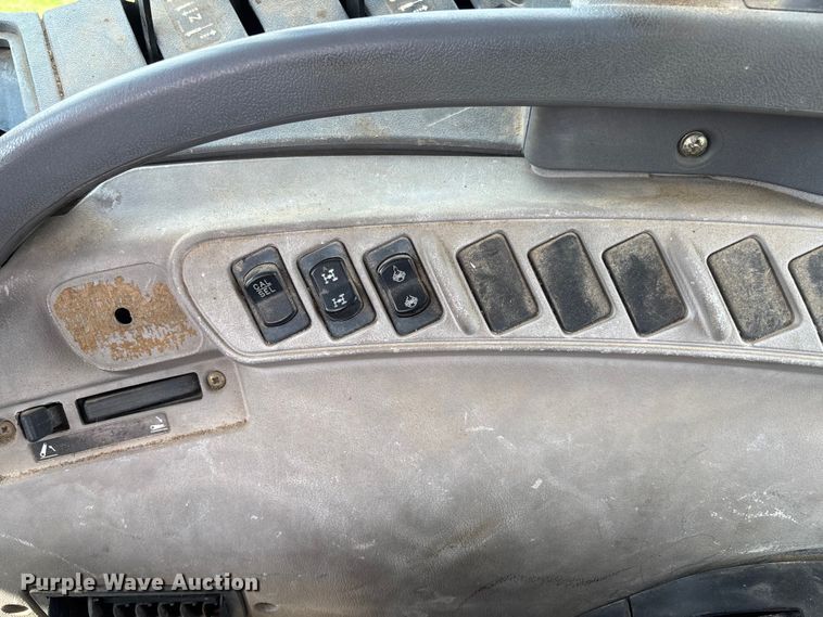 image for item FB3402 2003 New Holland TS115A MFWD tractor