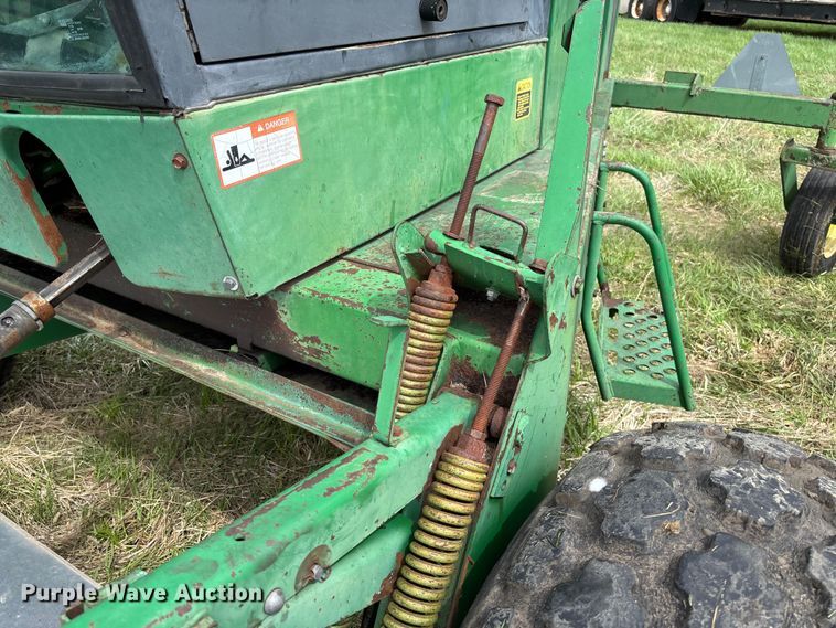 image for item FB3430 John Deere 3430 swather / windrower