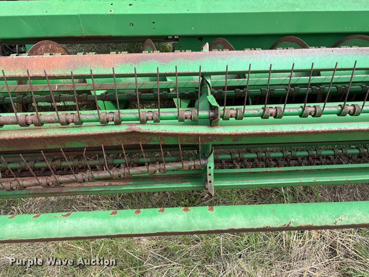 image for item FB3430 John Deere 3430 swather / windrower