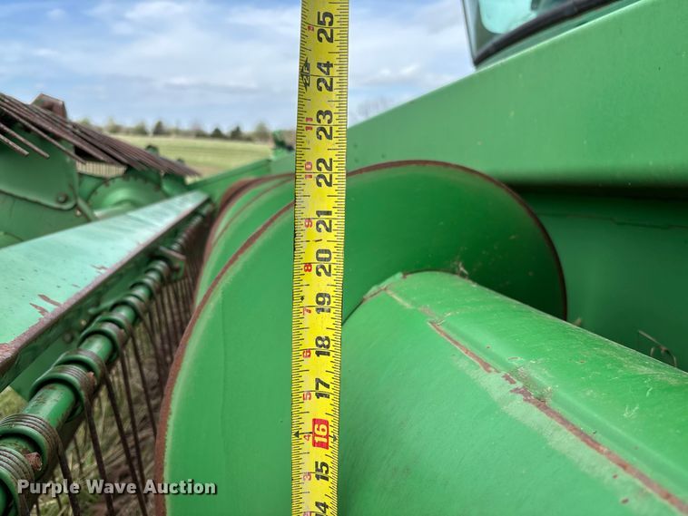 image for item FB3430 John Deere 3430 swather / windrower