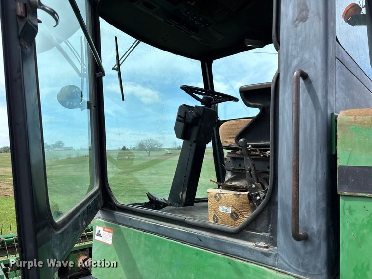 image for item FB3430 John Deere 3430 swather / windrower