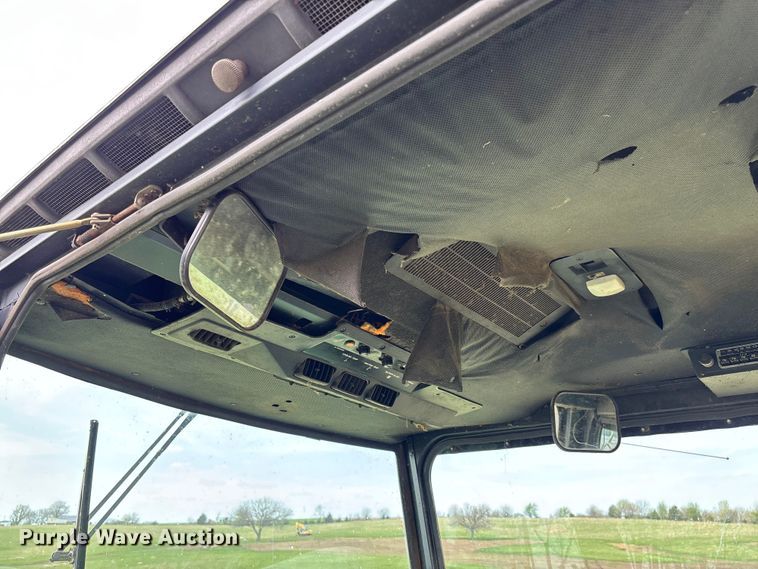 image for item FB3430 John Deere 3430 swather / windrower