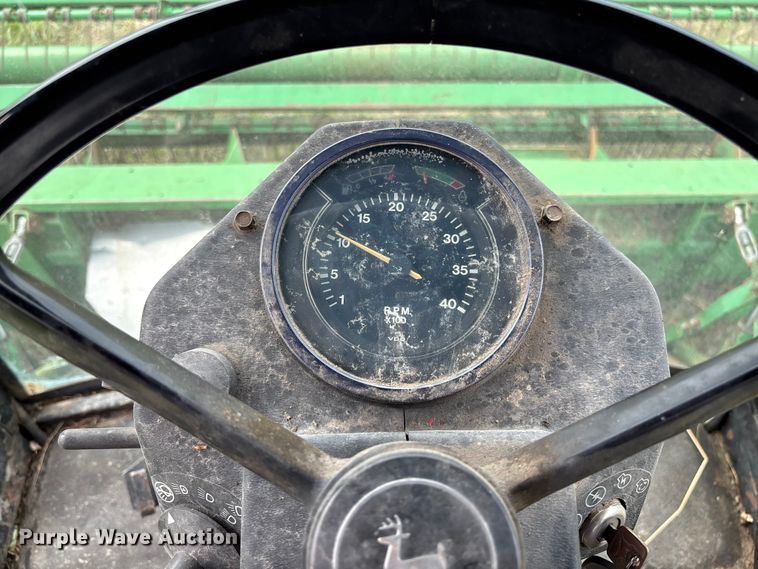 image for item FB3430 John Deere 3430 swather / windrower