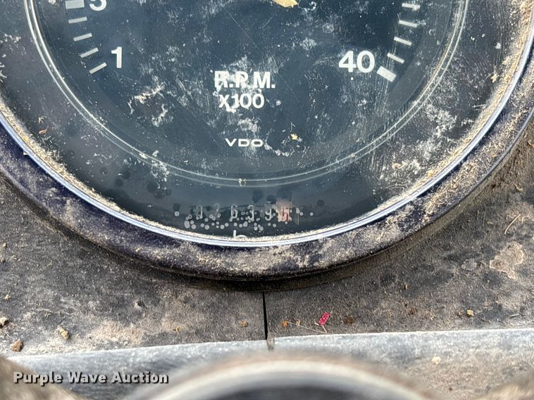 image for item FB3430 John Deere 3430 swather / windrower