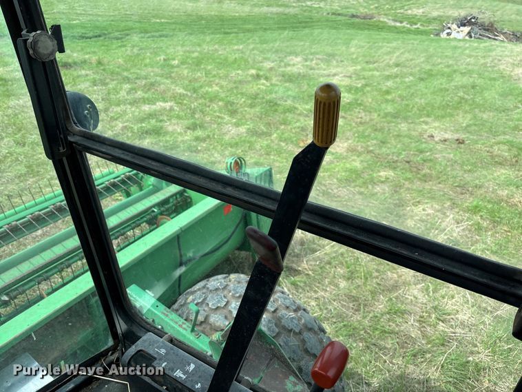 image for item FB3430 John Deere 3430 swather / windrower