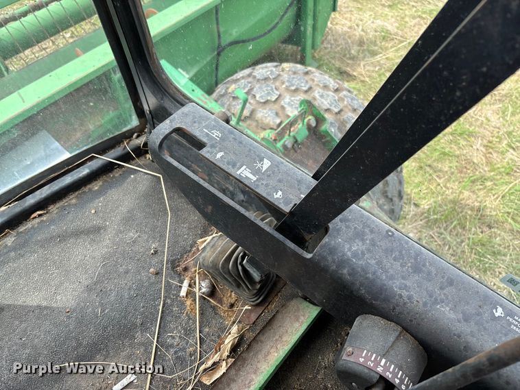 image for item FB3430 John Deere 3430 swather / windrower