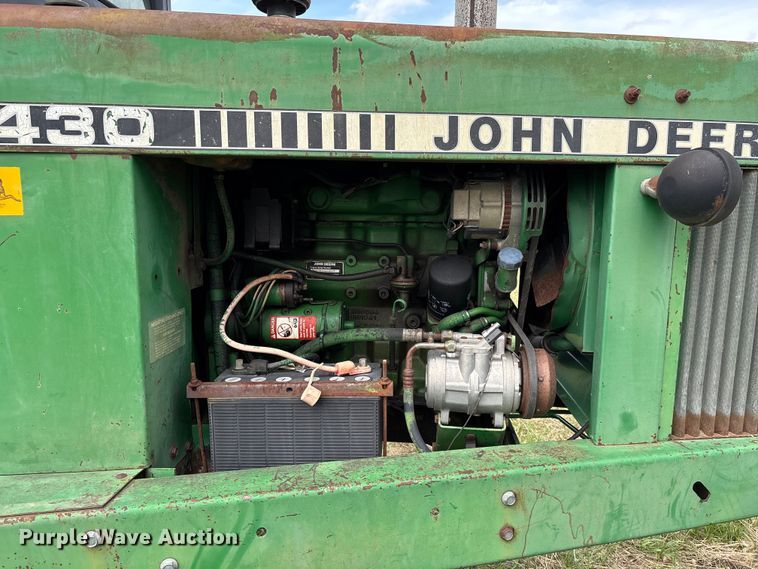 image for item FB3430 John Deere 3430 swather / windrower