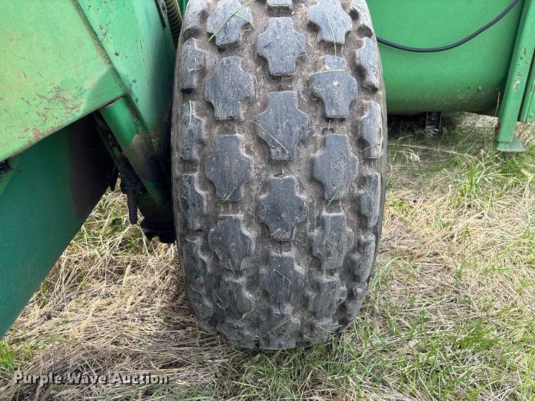 image for item FB3430 John Deere 3430 swather / windrower