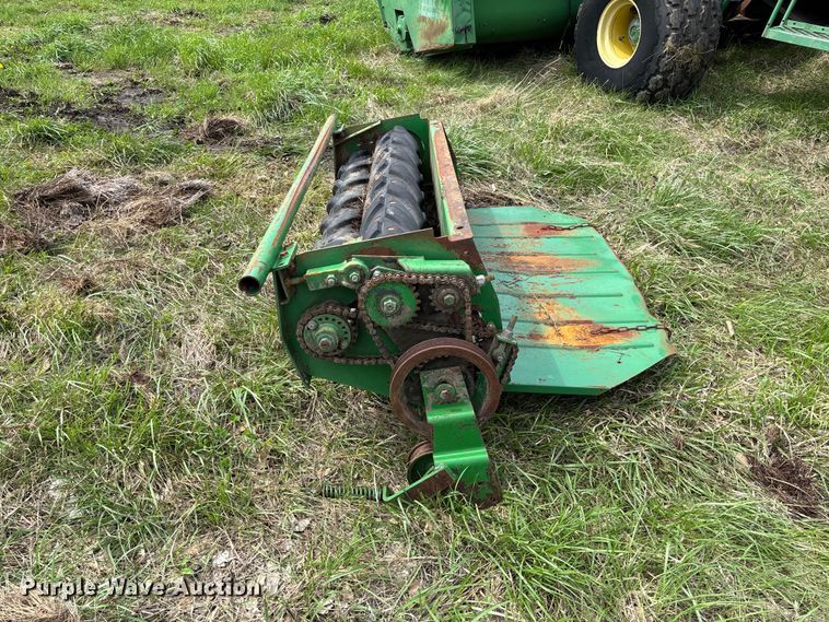image for item FB3430 John Deere 3430 swather / windrower