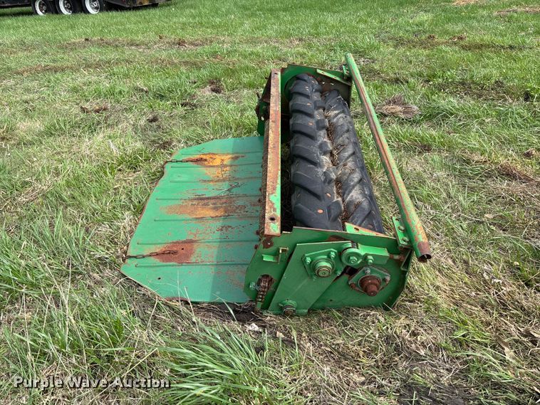 image for item FB3430 John Deere 3430 swather / windrower