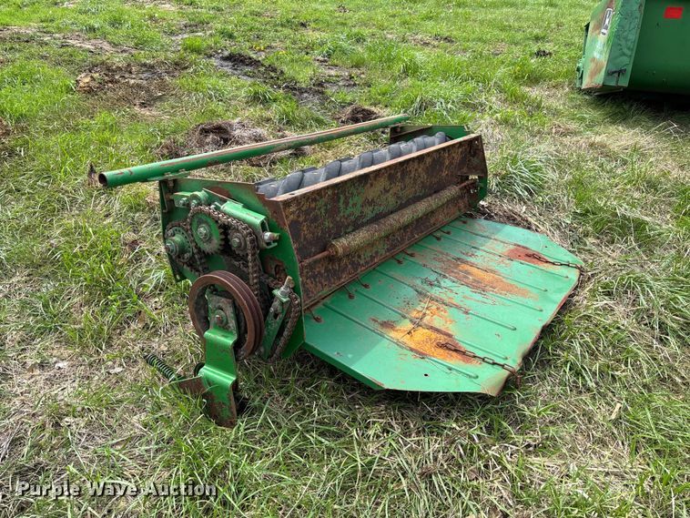 image for item FB3430 John Deere 3430 swather / windrower