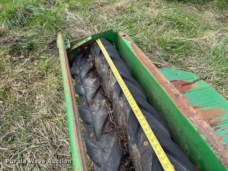 image for item FB3430 John Deere 3430 swather / windrower