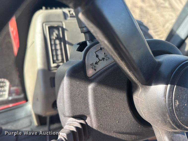 image for item FB7269 2013 Case Magnum 315  MFWD tractor
