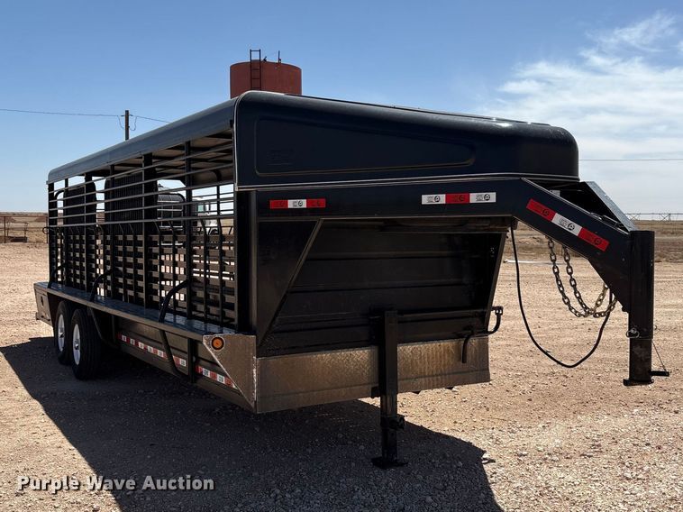 image for item FC2235 2021 Grupo Remolques Del Norte STH6824W14LNR livestock trailer
