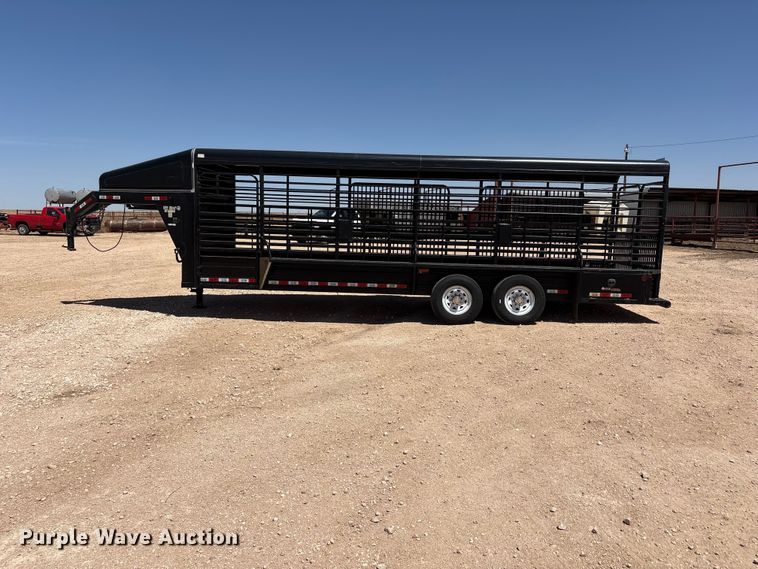 image for item FC2235 2021 Grupo Remolques Del Norte STH6824W14LNR livestock trailer