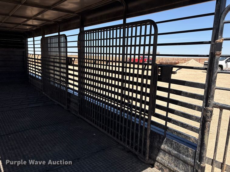 image for item FC2235 2021 Grupo Remolques Del Norte STH6824W14LNR livestock trailer