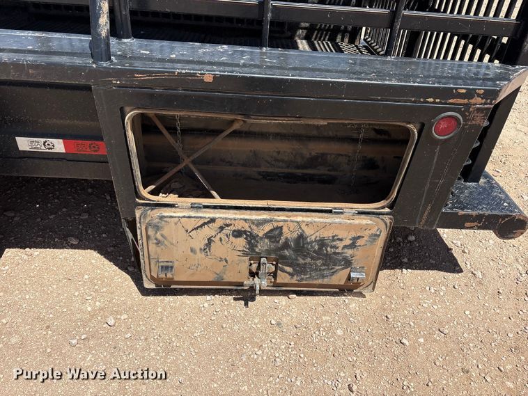 image for item FC2235 2021 Grupo Remolques Del Norte STH6824W14LNR livestock trailer