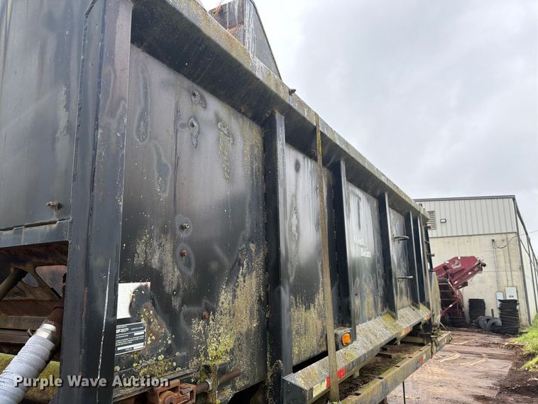 image for item FC3066 1994 Bocats Inc CMW 20HT manure spreader