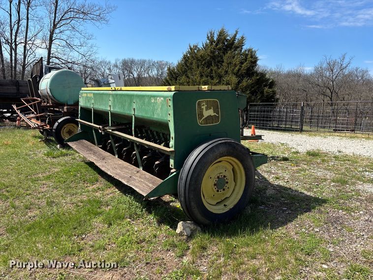 image for item FC4544 John Deere 8300 grain drill