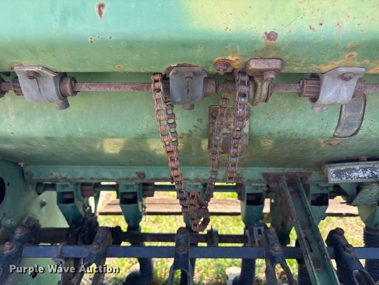image for item FC4544 John Deere 8300 grain drill