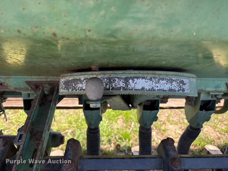 image for item FC4544 John Deere 8300 grain drill