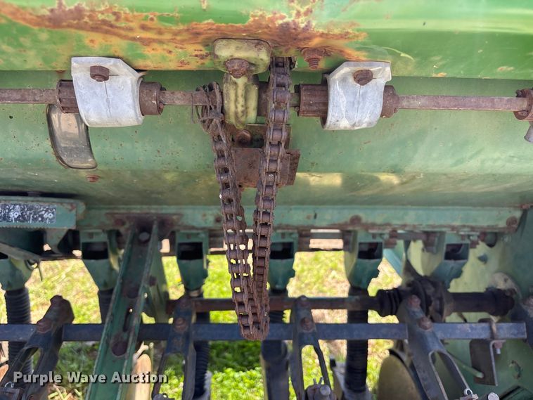 image for item FC4544 John Deere 8300 grain drill