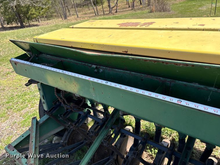 image for item FC4544 John Deere 8300 grain drill