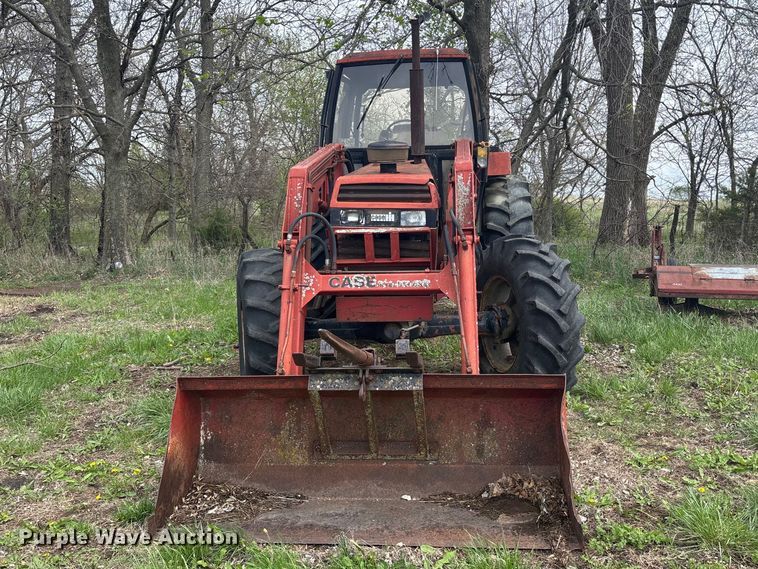 image for item FC4576 Case 1594 tractor