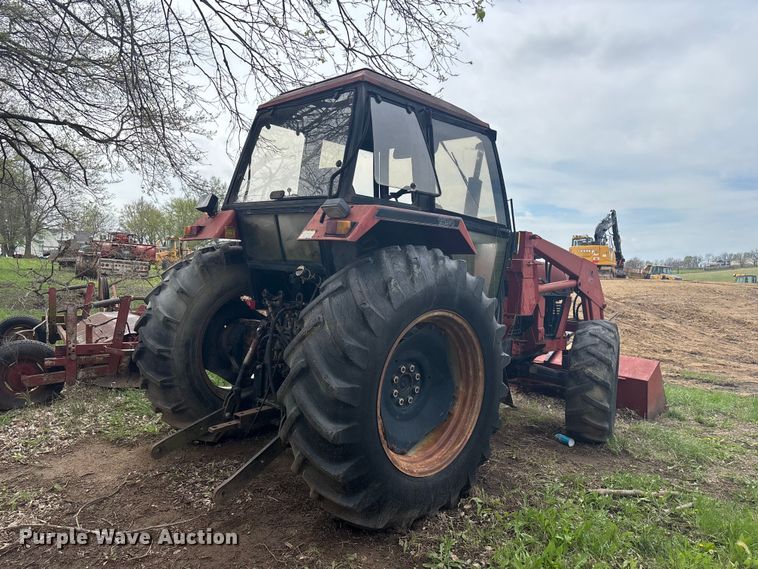 image for item FC4576 Case 1594 tractor