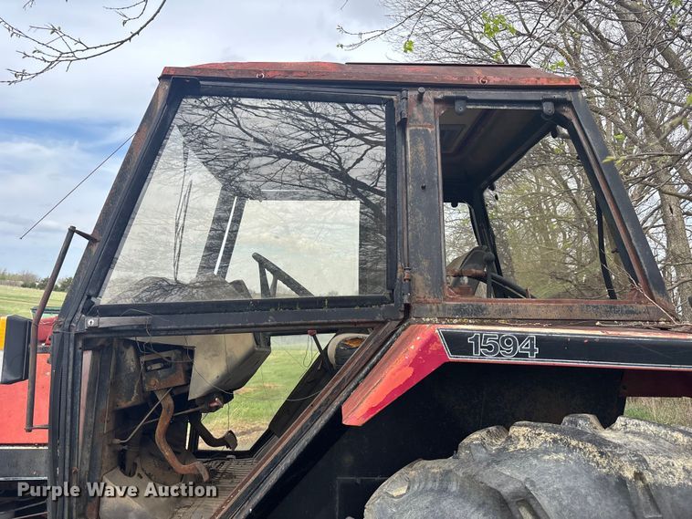 image for item FC4576 Case 1594 tractor